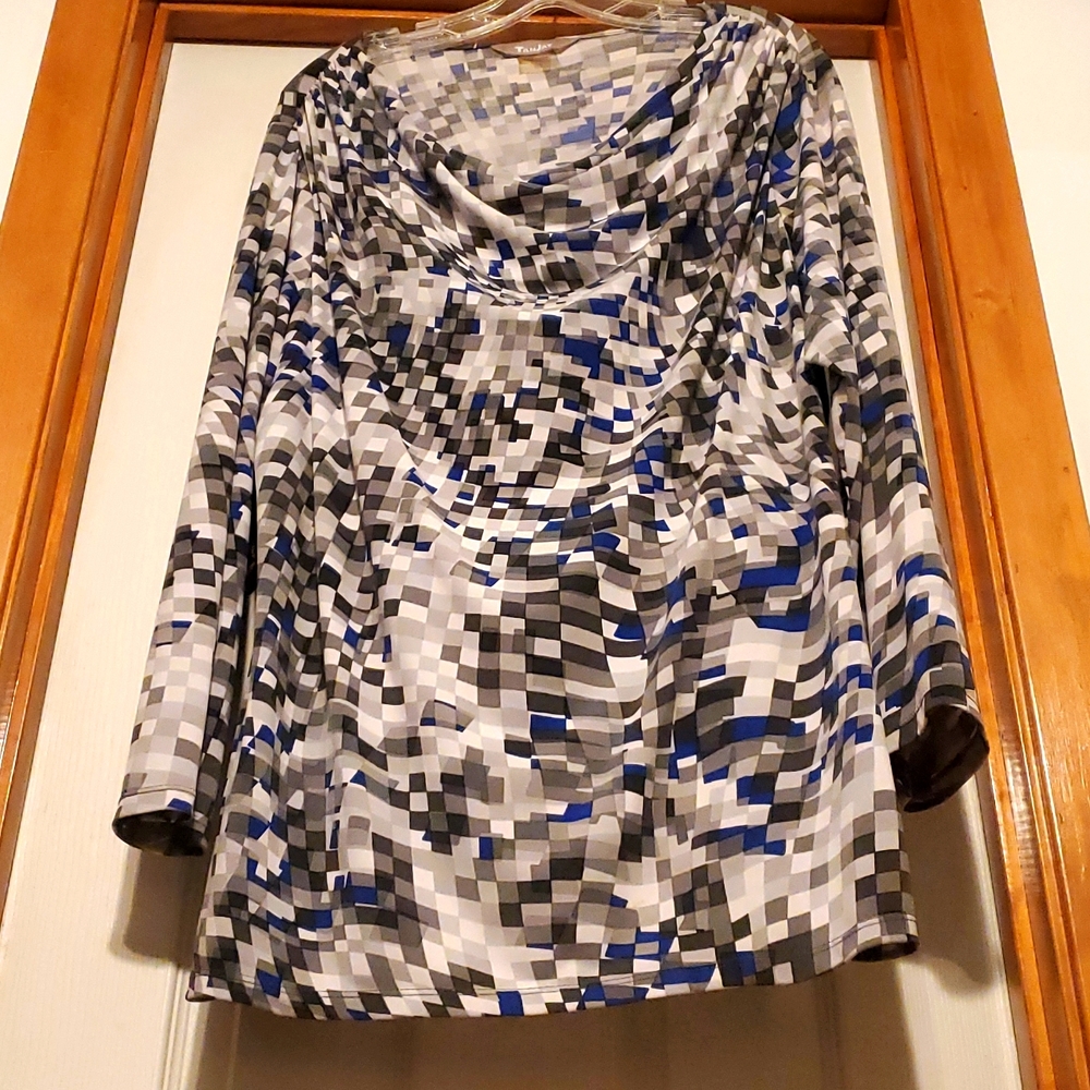 Scarf neck blouse